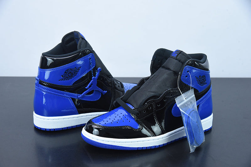 Tênis Nike Air Jordan 1 Retro High "Patent Royal"