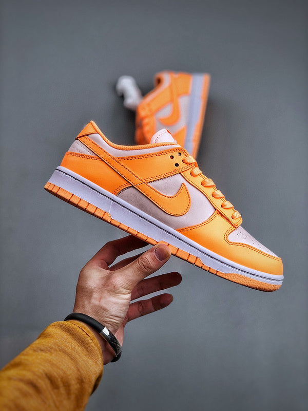 Nike SB Dunk Low "Peach Ceam" Sneakers