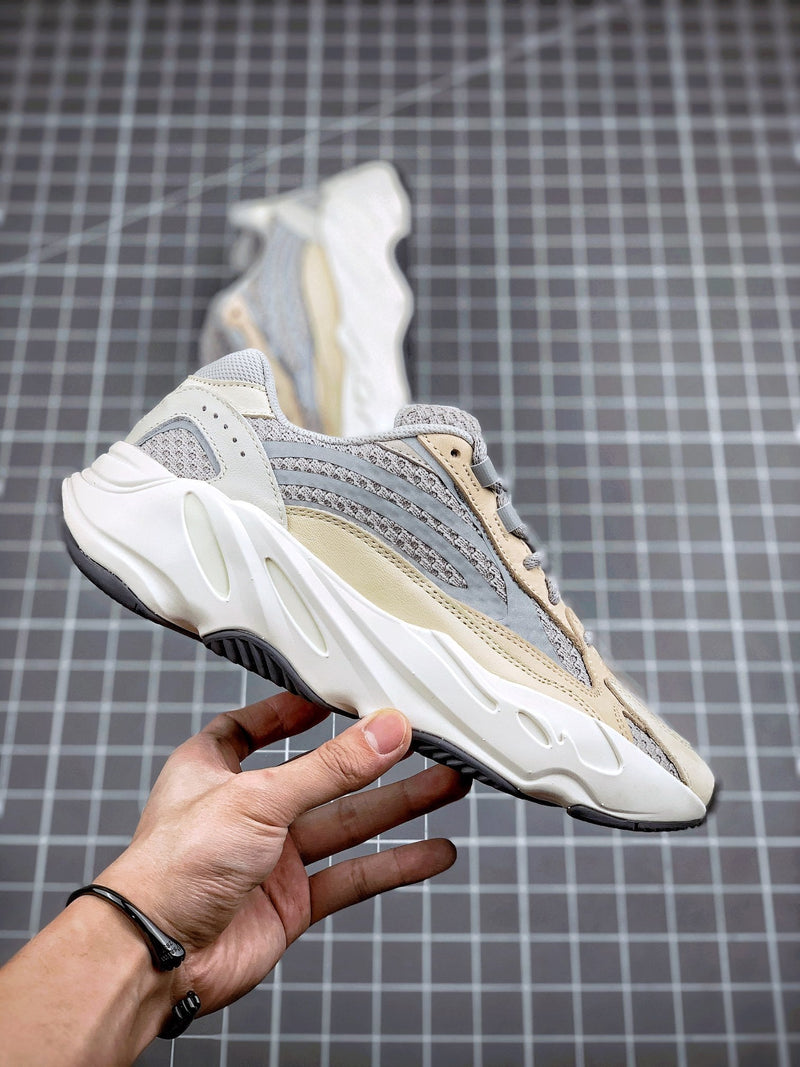 adidas yeezy 700 boost v2 cream