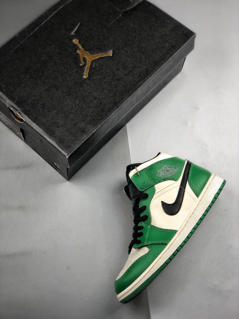 Tênis Nike Air Jordan 1 Mid SE "Pine Green"