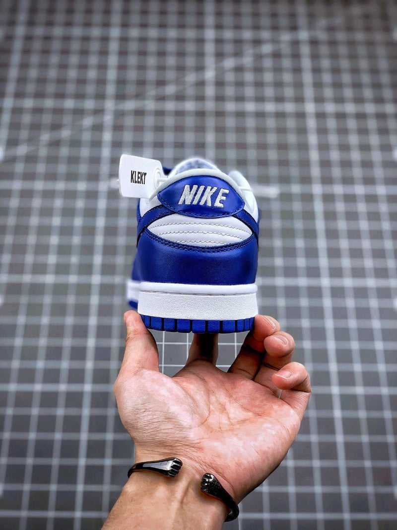 Nike SB Dunk Low "Kentucky" Sneakers