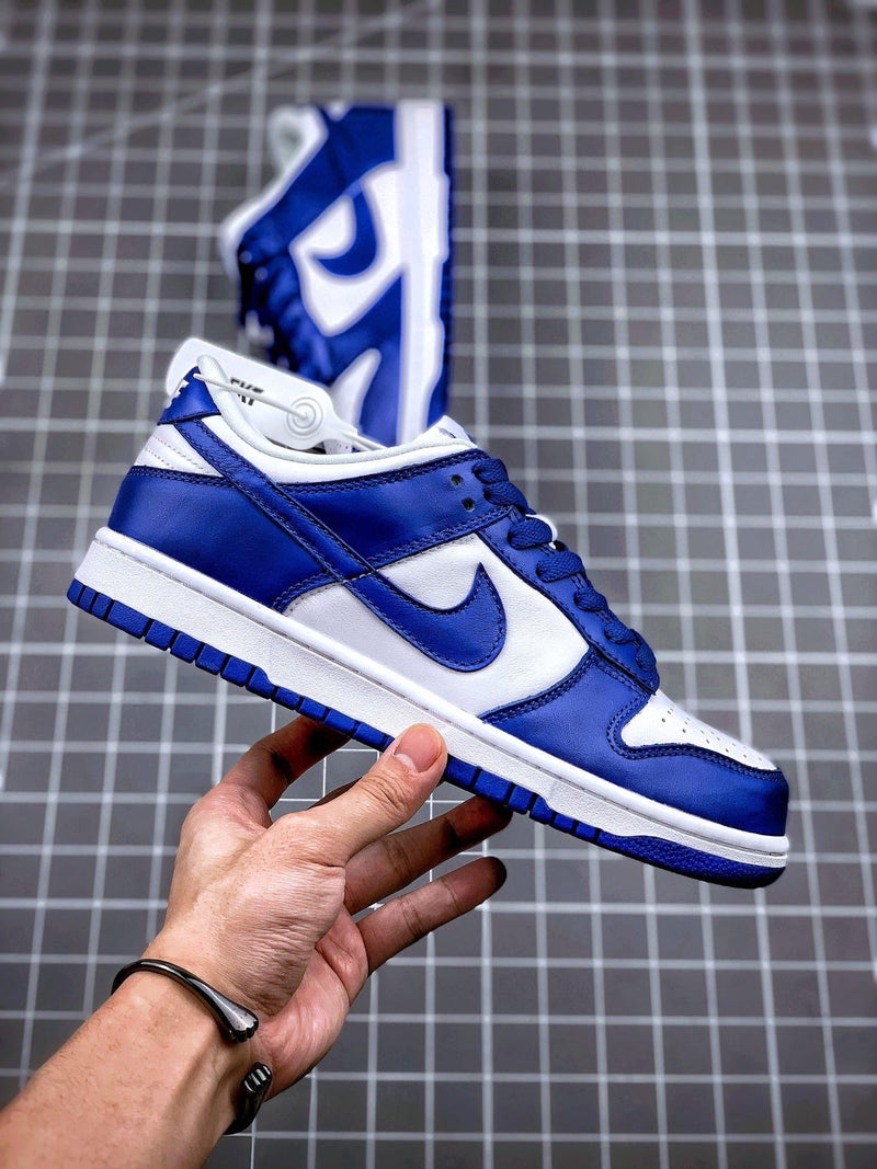 Nike SB Dunk Low "Kentucky" Sneakers