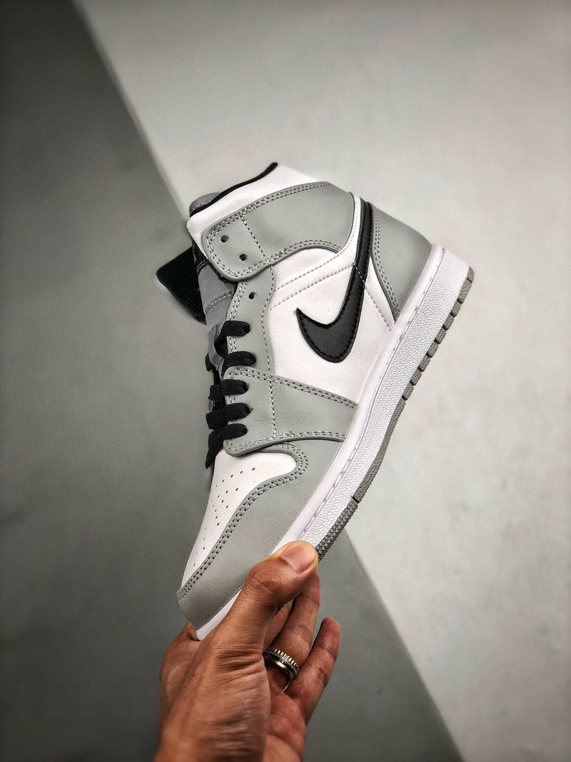 Nike Air Jordan 1 MID "Light Smoke Grey"