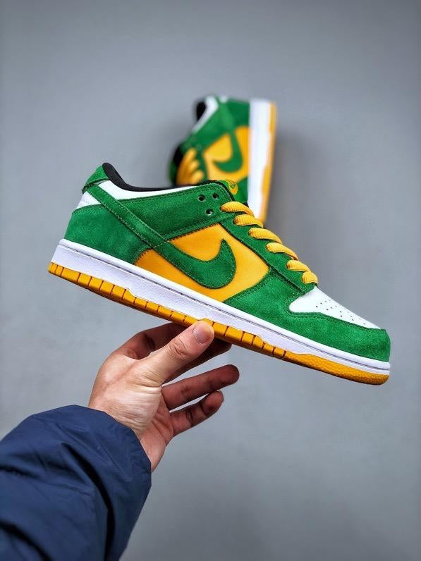 Nike SB Dunk Low "Joe Strummer" Sneakers