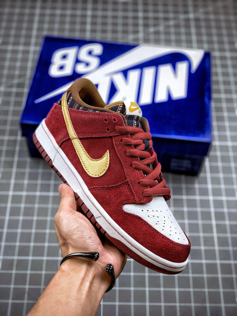 Tênis Nike SB Dunk Low "Anchorman"