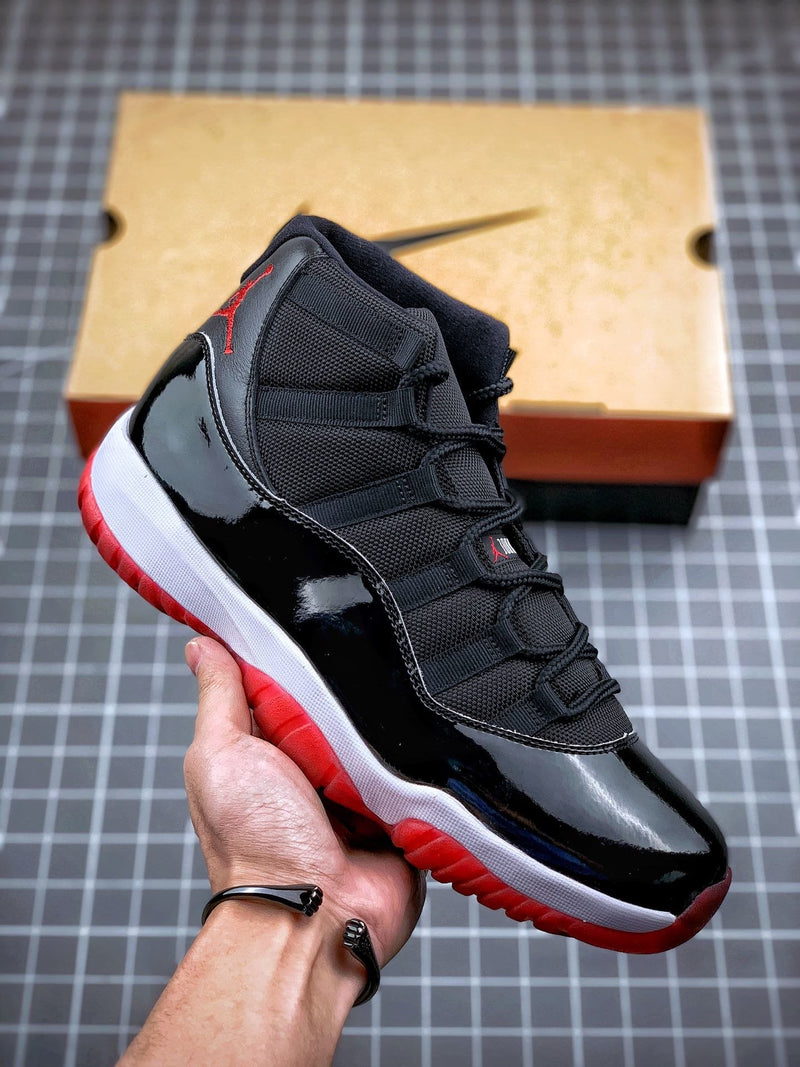 Nike Air Jordan 11 Bred