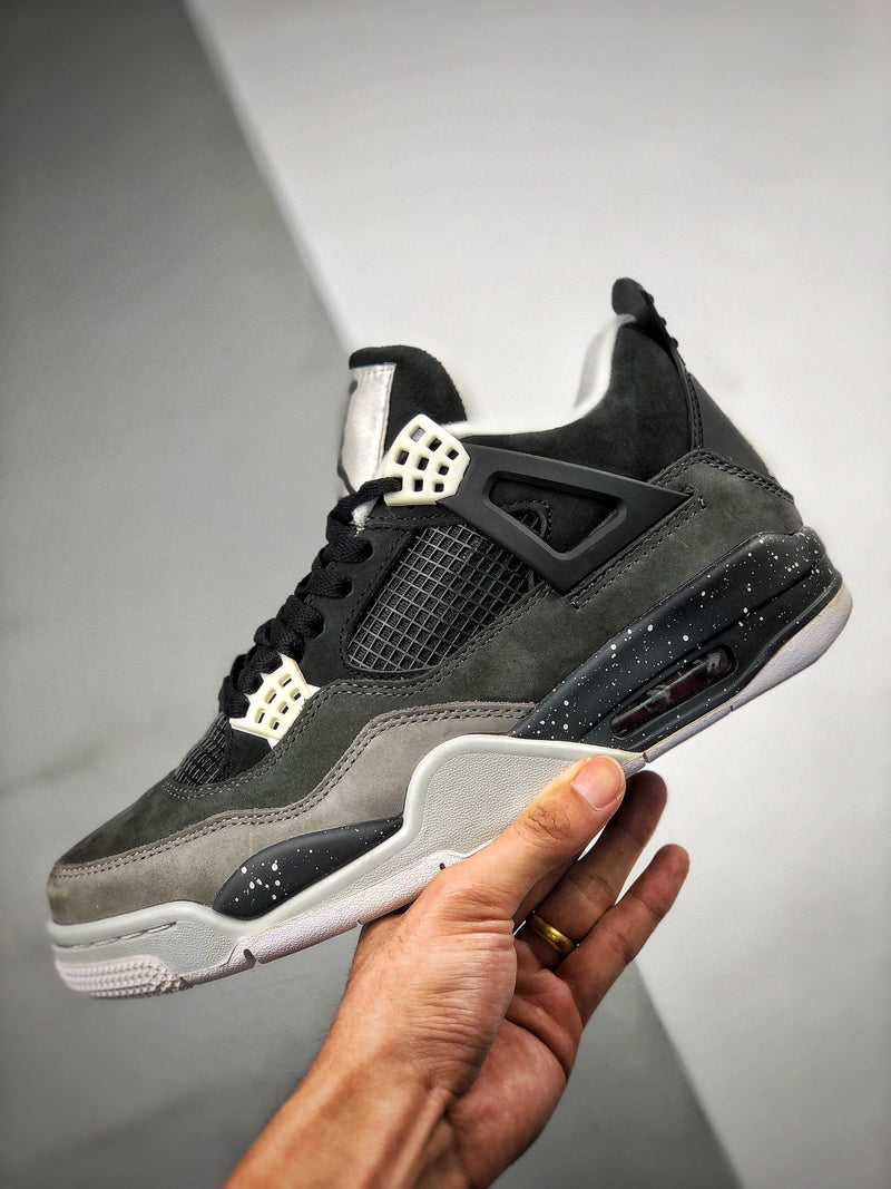 Nike Air Jordan 4 Retro "Fear" Sneakers