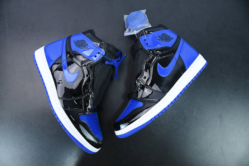 Tênis Nike Air Jordan 1 Retro High "Patent Royal"