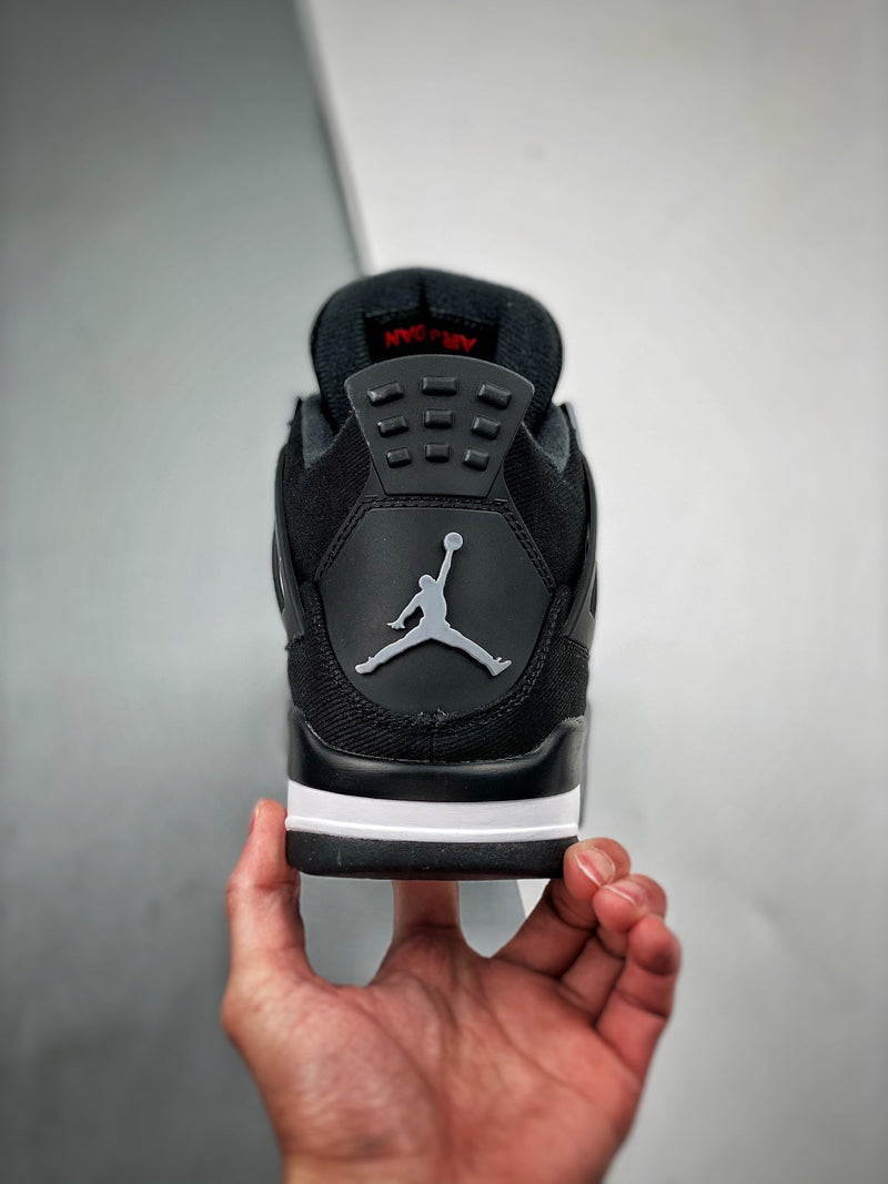 Nike Air Jordan 4 Retro SE "Black Cat"