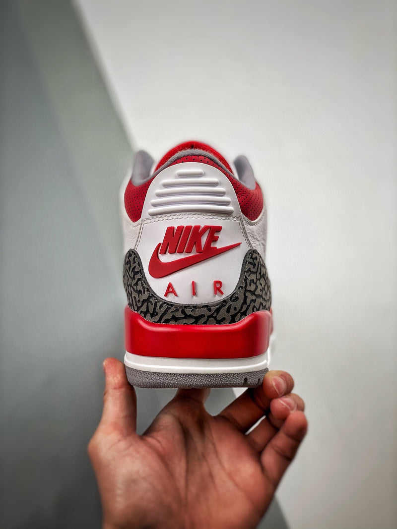 Nike Air Jordan 3 Retro "Fire Red"