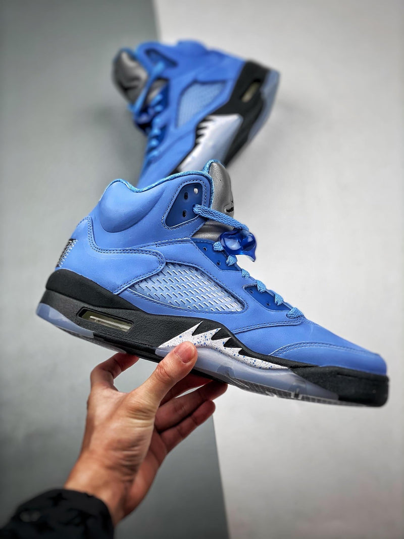 Nike Air Jordan 5 "Retro SE UNC" Sneakers