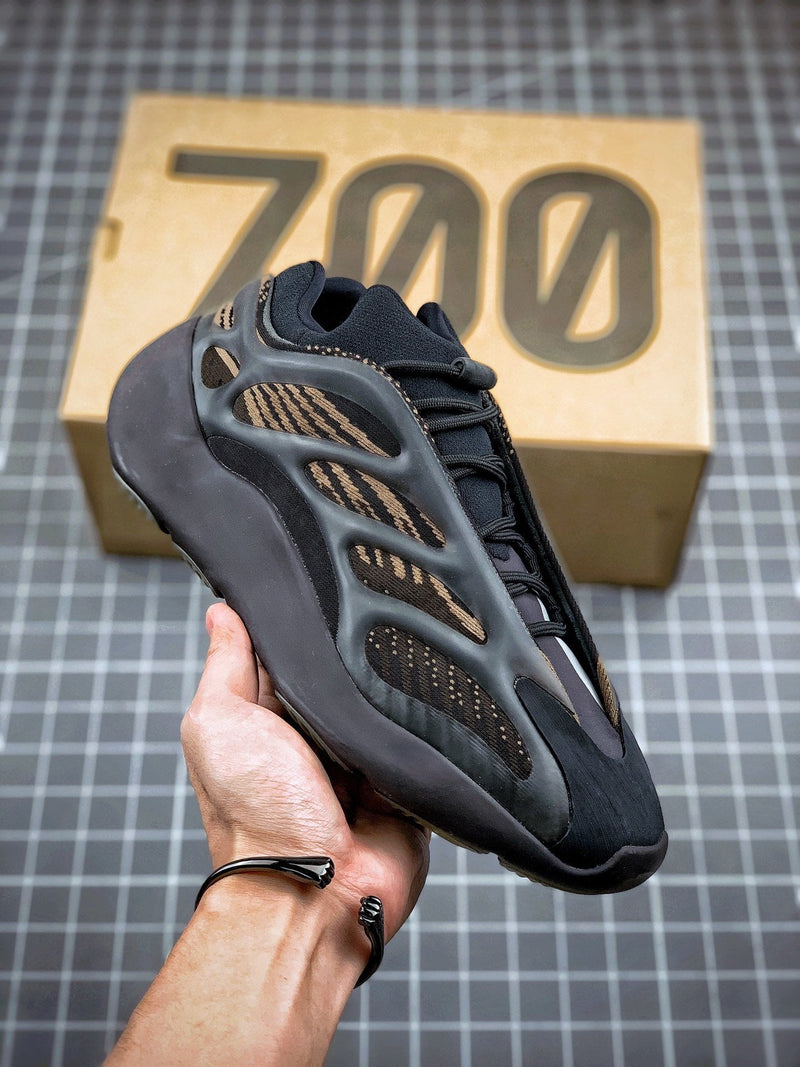 adidas yeezy 700 boost v3 eremiel