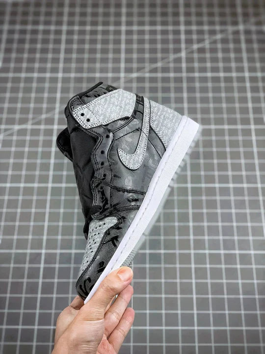 Tênis Nike Air Jordan 1 High "Rebellionaire"