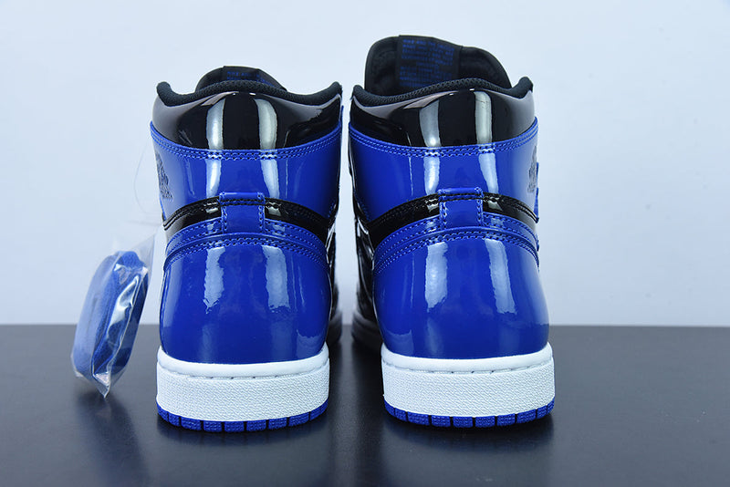 Tênis Nike Air Jordan 1 Retro High "Patent Royal"