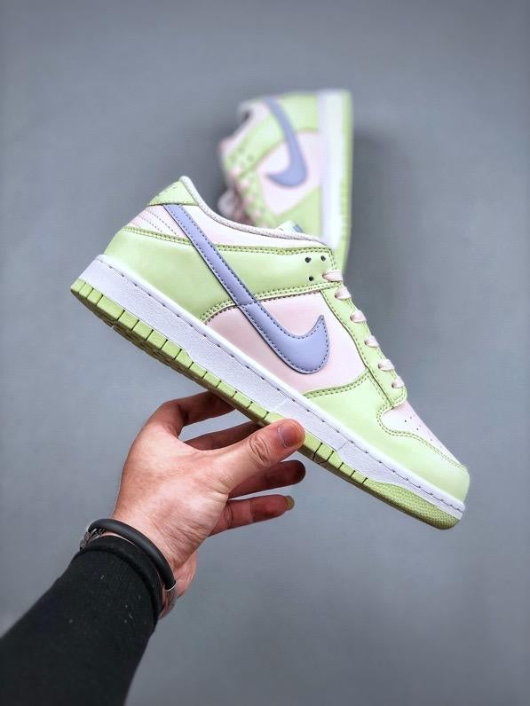 Tênis Nike SB Dunk Low "Barely Green"