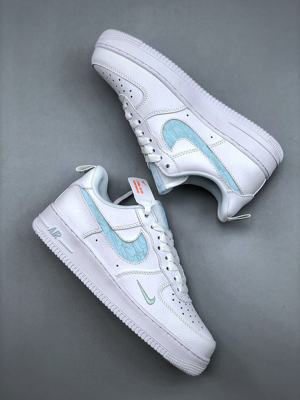 Nike Air Force 1'07 Low "Cut Out" Sneakers