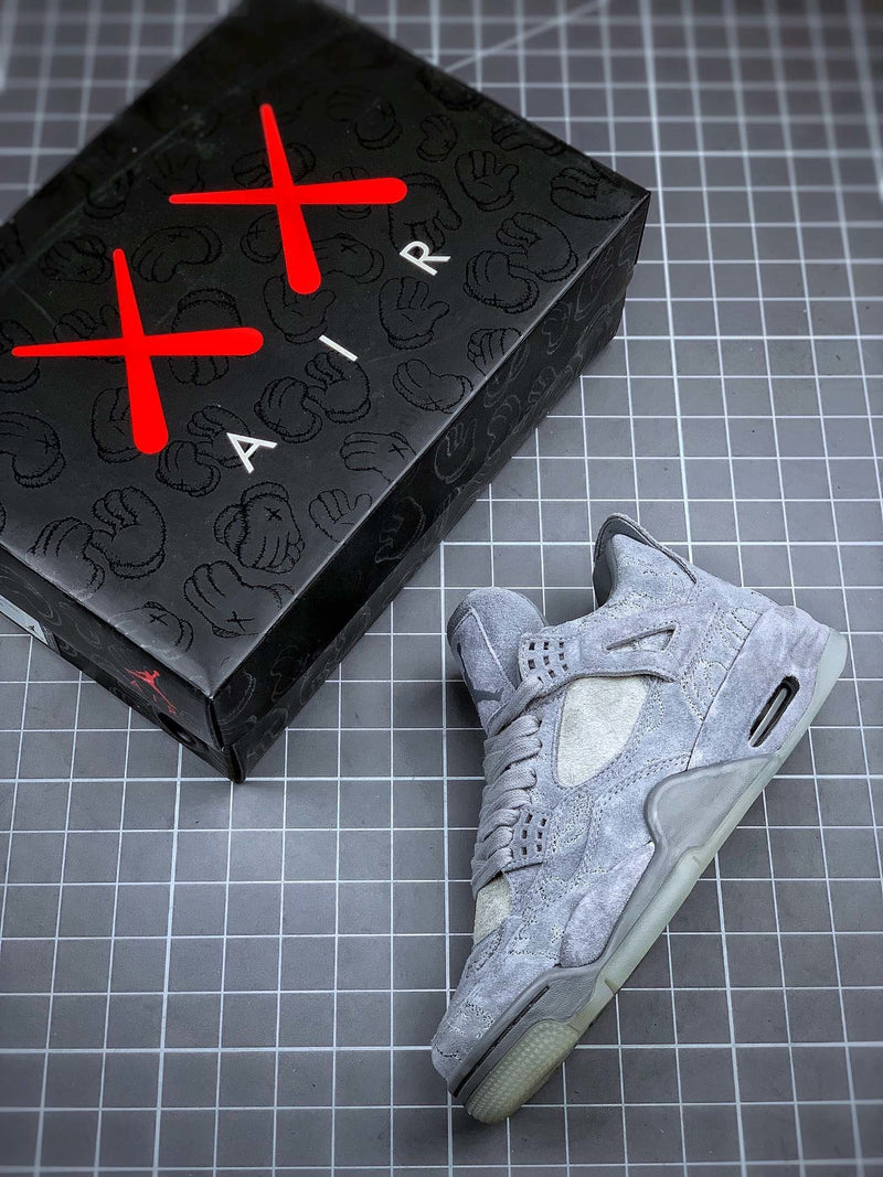 Nike Air Jordan 4 Retro Kaws