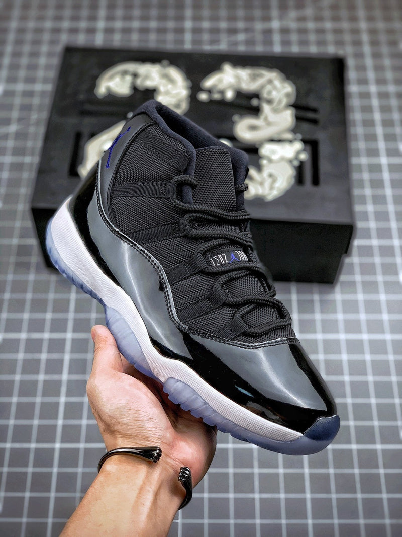 Nike Air Jordan 11 Space Jam