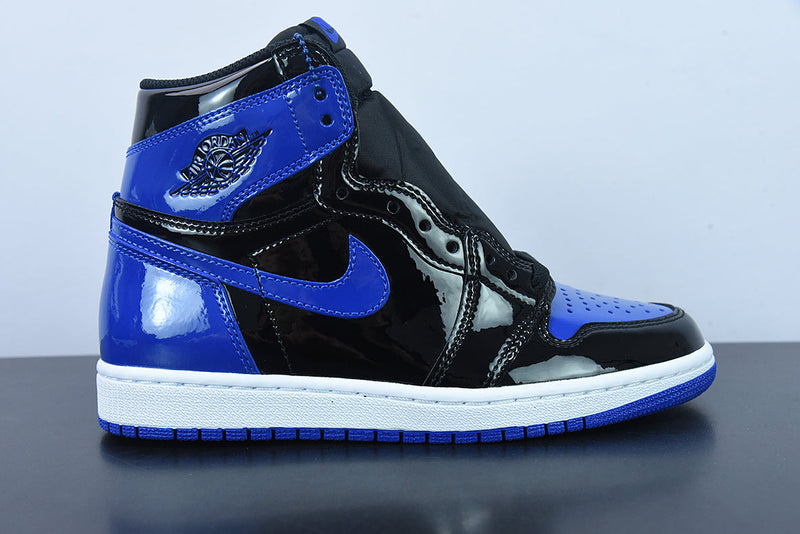 Tênis Nike Air Jordan 1 Retro High "Patent Royal"