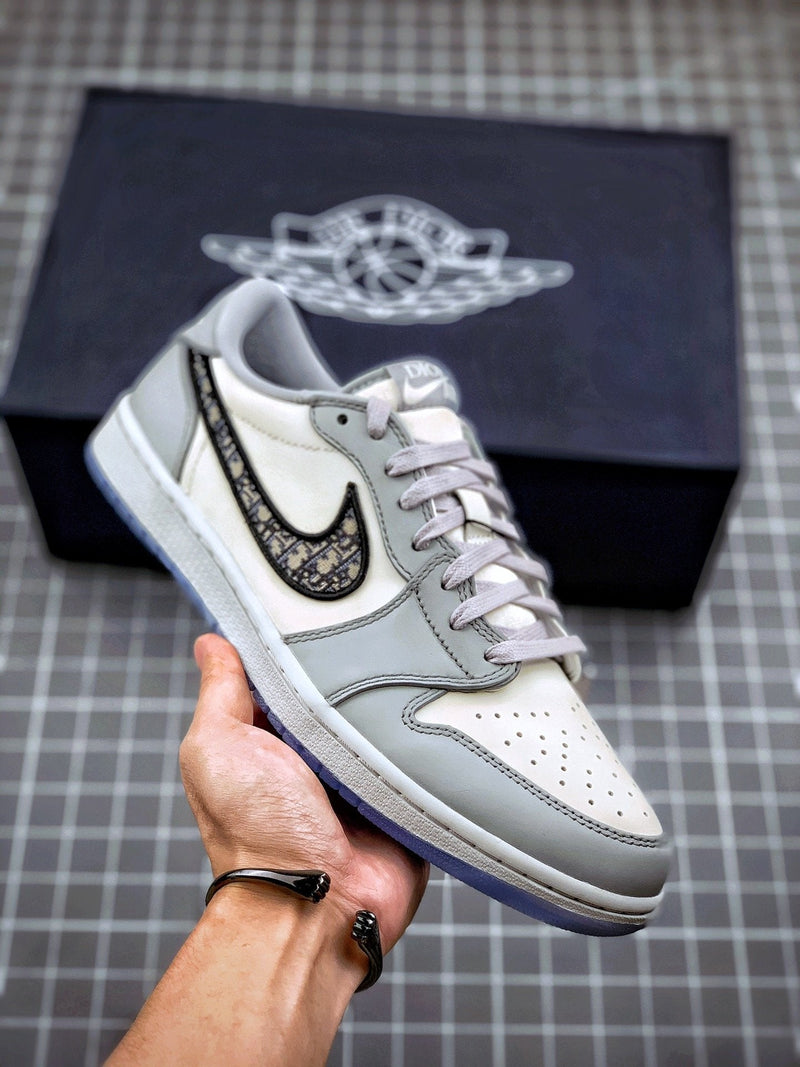 Nike Air Jordan 1 Low Retro Dior