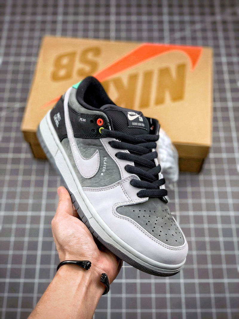 Tênis Nike SB Dunk Low "VX1000"