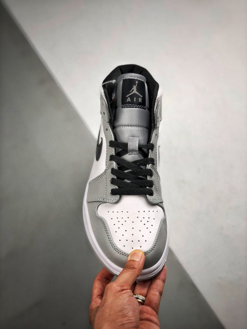 Nike Air Jordan 1 MID "Light Smoke Grey"